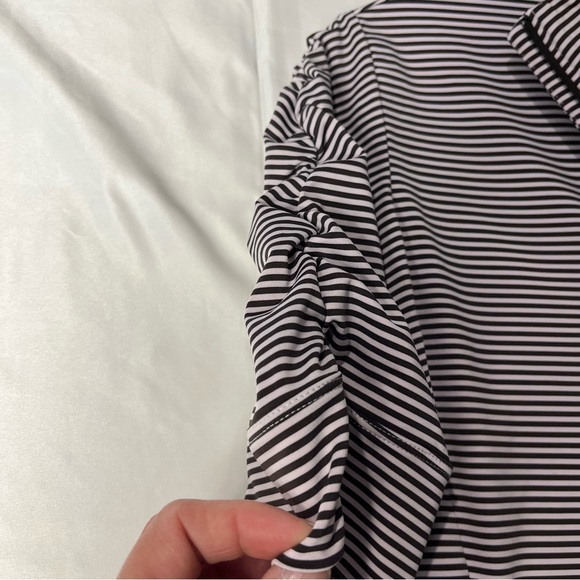 Nike Golf Tour Performance Dri-Fit Grey and pink Striped Women's 1/2 Zip - Picture 2 of 11